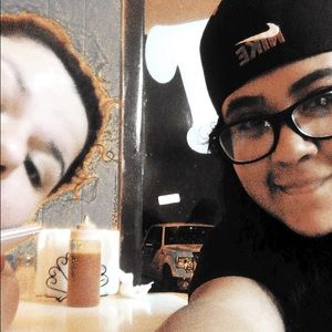 Meet your Posher, Selena