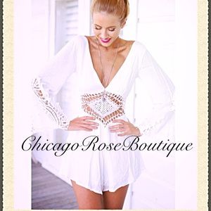 💥 Hollow waisted Deep V Mini romper