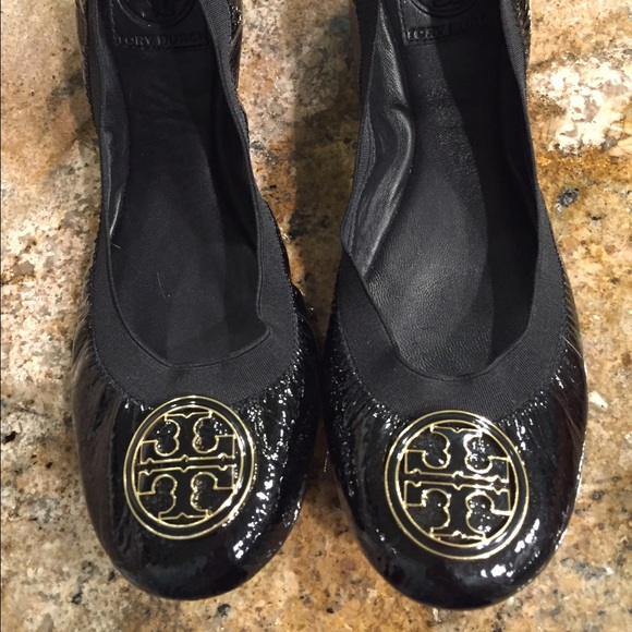 Tory Burch size 8 Caroline flats. Patent leather