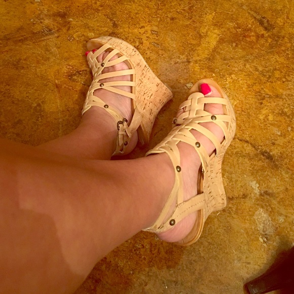 "Guess" leather tan cork wedges.