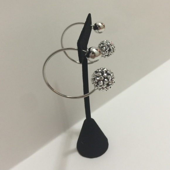 🎉LAST 1🎉Rhinestone & Pearl Double Sided Earrings - Picture 3 of 3