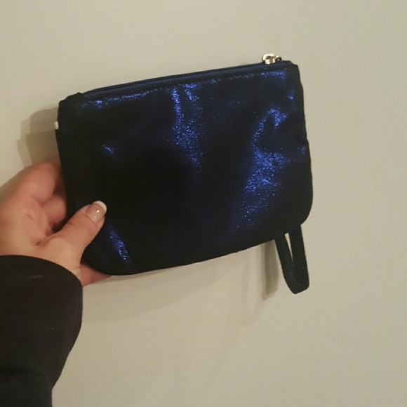 Wristlet - Picture 3 of 4