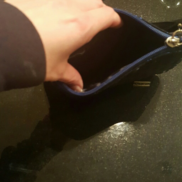 Wristlet - Picture 4 of 4