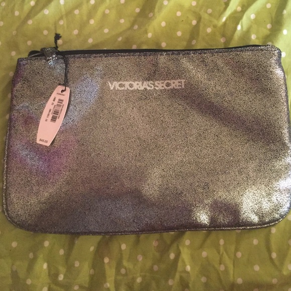 Small fabric clutch