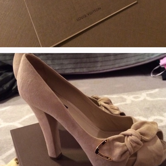 Louis Vuitton Heels - Picture 3 of 7