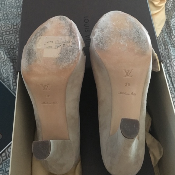 Louis Vuitton Heels - Picture 4 of 7