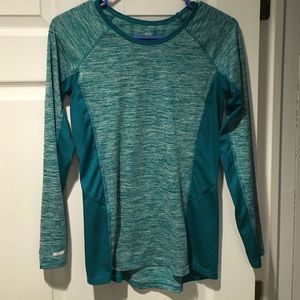 Danskin now drifit long sleeve