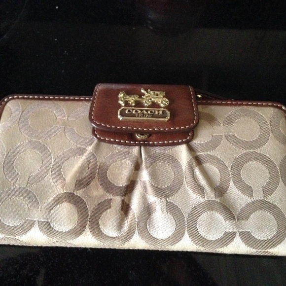 Coach wallet