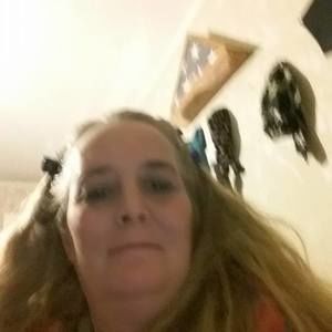 Meet your Posher, Simone