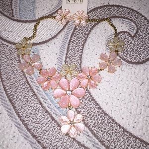 Necklace and earring set