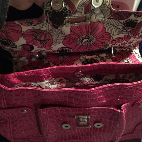 💕Large Purse💕 - Picture 2 of 3