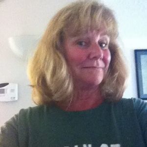 Meet your Posher, Laurie