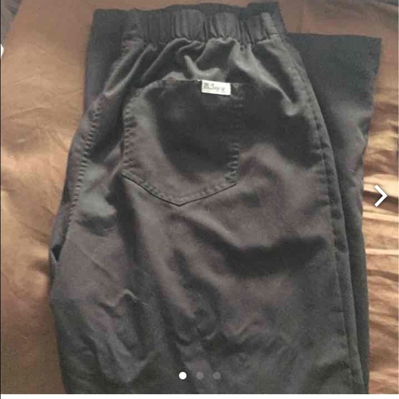 Greys anatomy scrubs size large