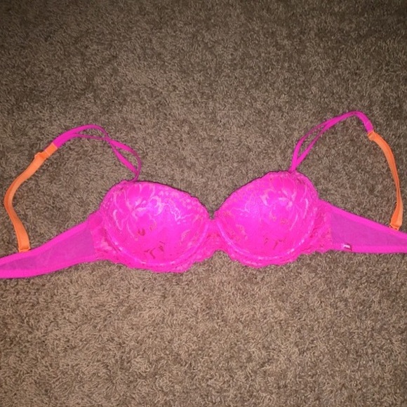 Victoria's Secret lace push up bra