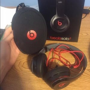 New beats solo 2 headphones. No trades.