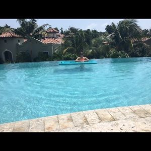 Meet your Posher, Ai