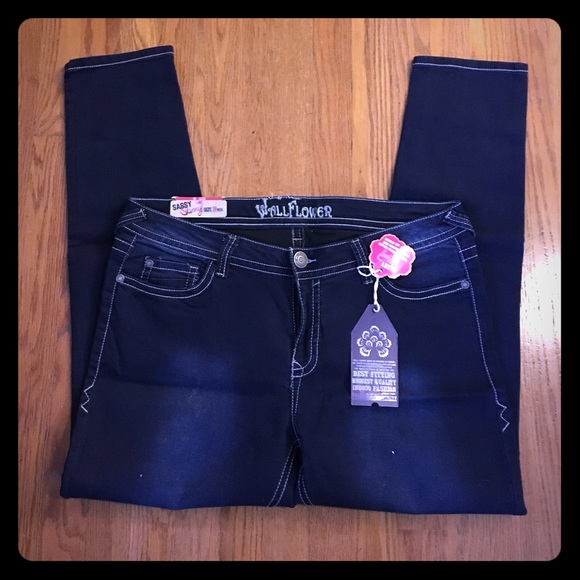 Wallflower Skinny Jeans