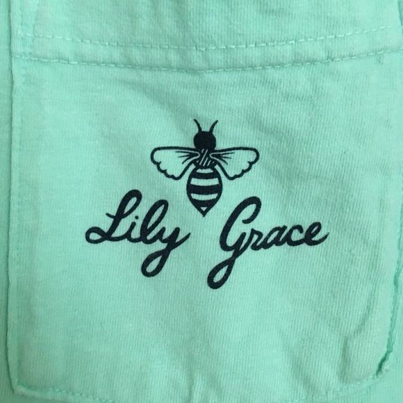 Lily Grace Pocket Tee