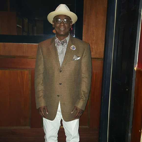 Meet your Posher, James - Picture 3 of 4