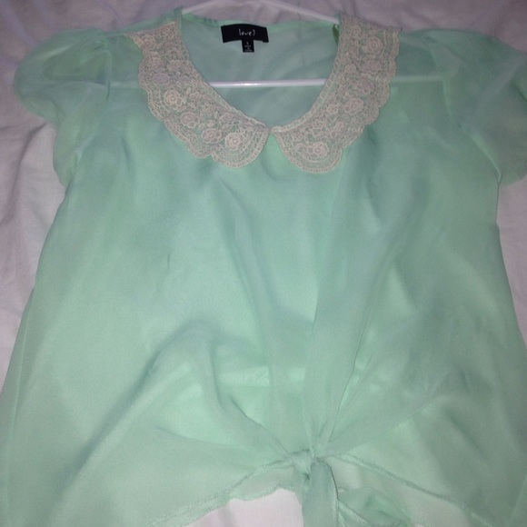 Mint Green Flowy Crop-Top