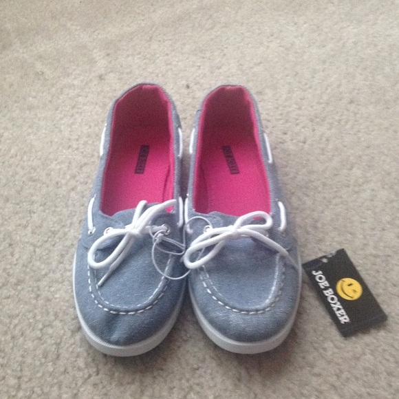 JOE BOXER BOAT SHOES