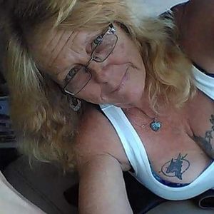 Meet your Posher, Paula