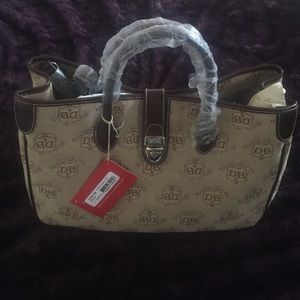 Dooney & Bourke Purse