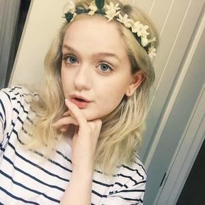 Meet your Posher, Mackenzie