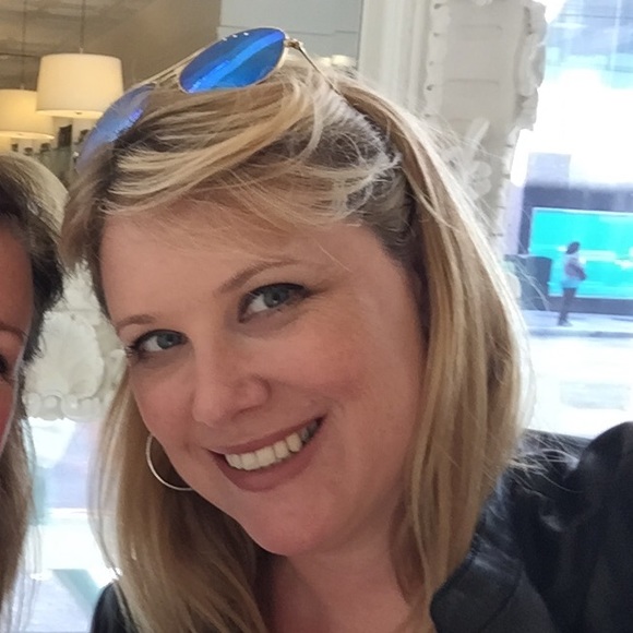 😎⭐️Meet your posher: Sami⚾️🎠 - Picture 2 of 4