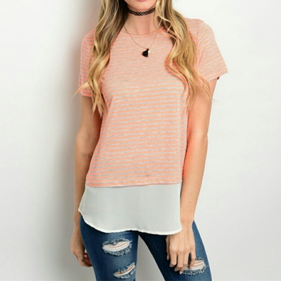 🌻Last One!🌻Striped Top! - Picture 2 of 4