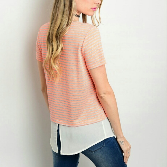 🌻Last One!🌻Striped Top! - Picture 3 of 4