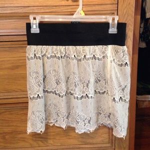 lace skirt