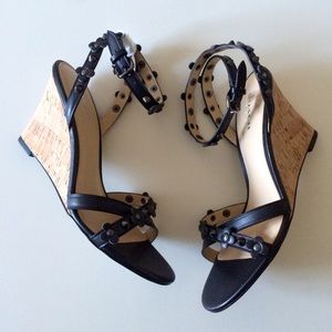 NWOT 🌼COACH ROSEMARY FLORAL RIVETS WEDGE🌼