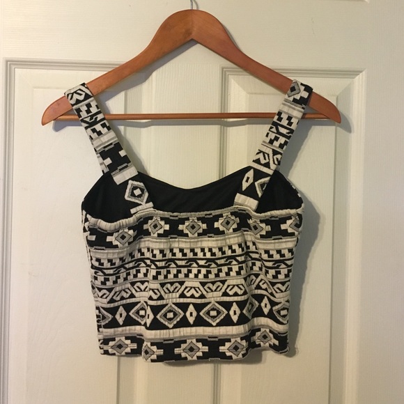 Aztec Pattern Crop Top - Picture 2 of 2