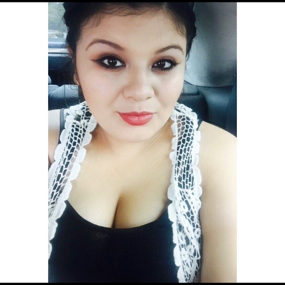 Meet your Posher, Yasmin