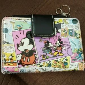 Nice Mickey & Minnie wallet