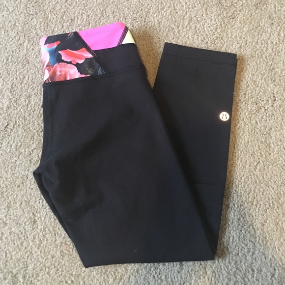 Lululemon Reversible Full Luon Crops