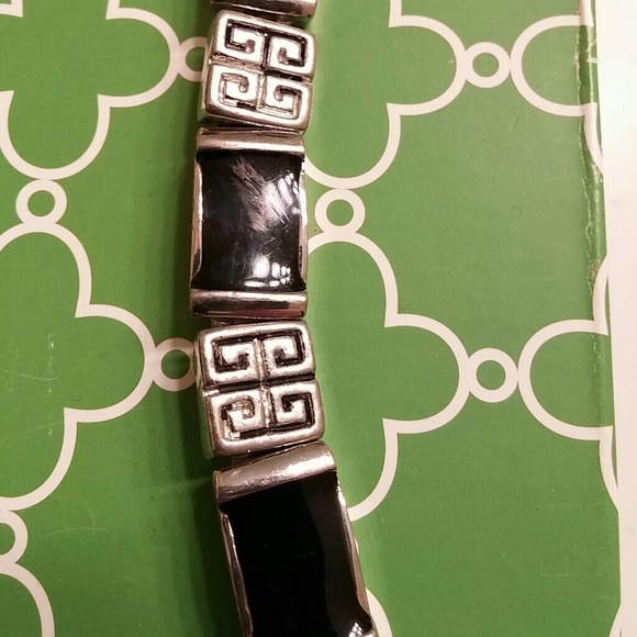 Vintage Jewelry - 🌸HOST PICK🌸 Super cute bracelet Vintage Jewelry - 🌸HOST PICK🌸 Super cute bracelet