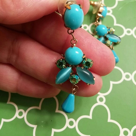 Vintage Jewelry - 🌸HOST PICK🌸 Adorable earrings Vintage Jewelry - 🌸HOST PICK🌸 Adorable earrings