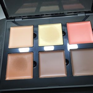 Anastasia Beverly Hills Cream Contour***SOLD**