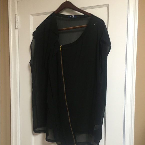 Black sheet top