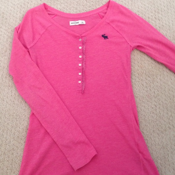 Abercrombie kids large shirt