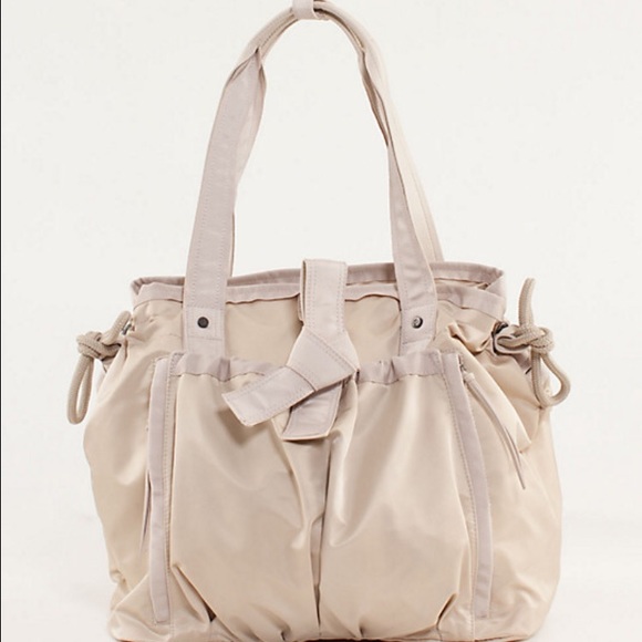 Lululemon Gym Bag!
