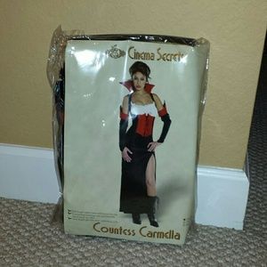 Halloween special price decrease Dracula costume