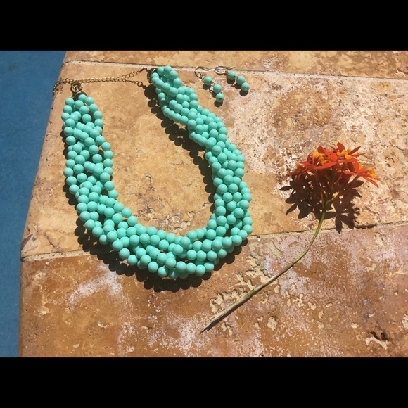 **SOLD IN BUNDLE** CHARMING CHARLIE TURQUOISE - Picture 2 of 2