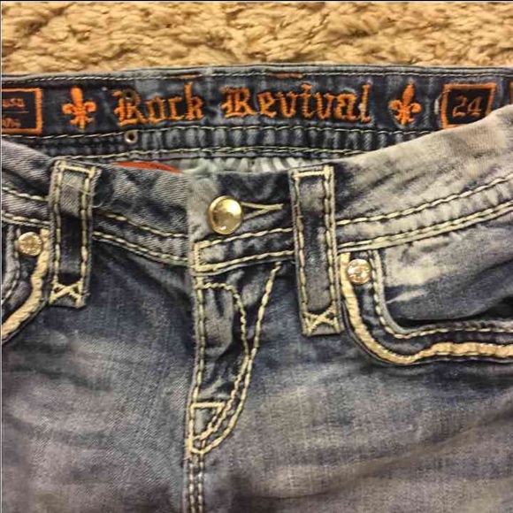 ROCK REVIVAL PANTS great condition. - Picture 4 of 4