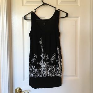 H&M black loose tank with floral print.