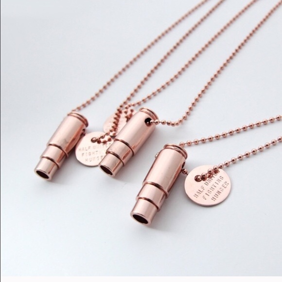 LAST ONE!🎉Half United rose gold bullet necklace