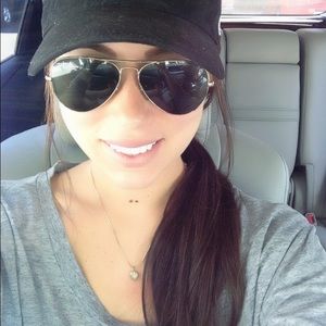 Meet your Posher, Brooke