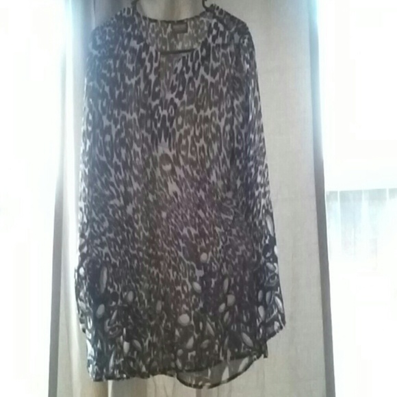 Blouse - Picture 2 of 2